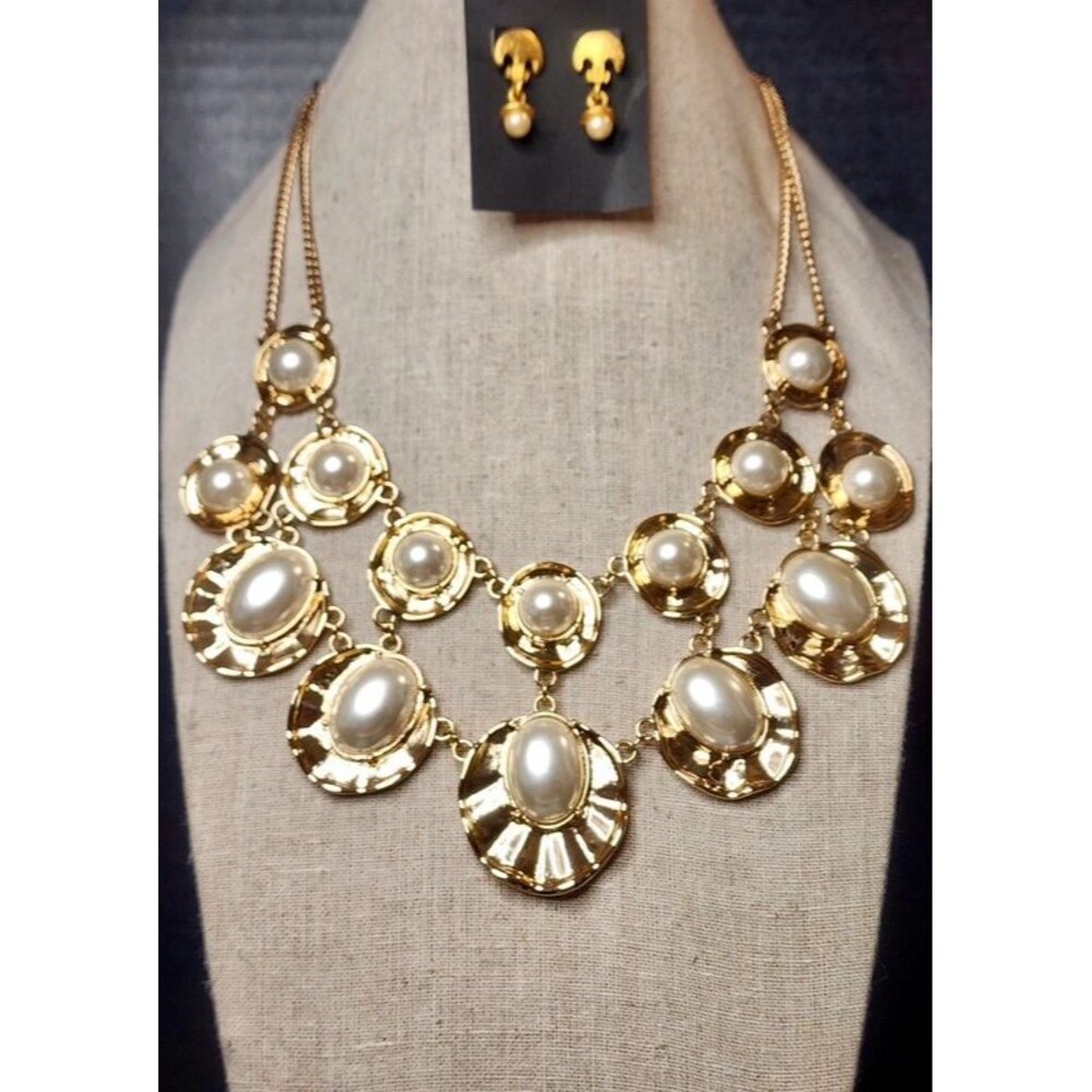 59. Vintage-Inspired Faux Pearl & Gold Bib Statement Set